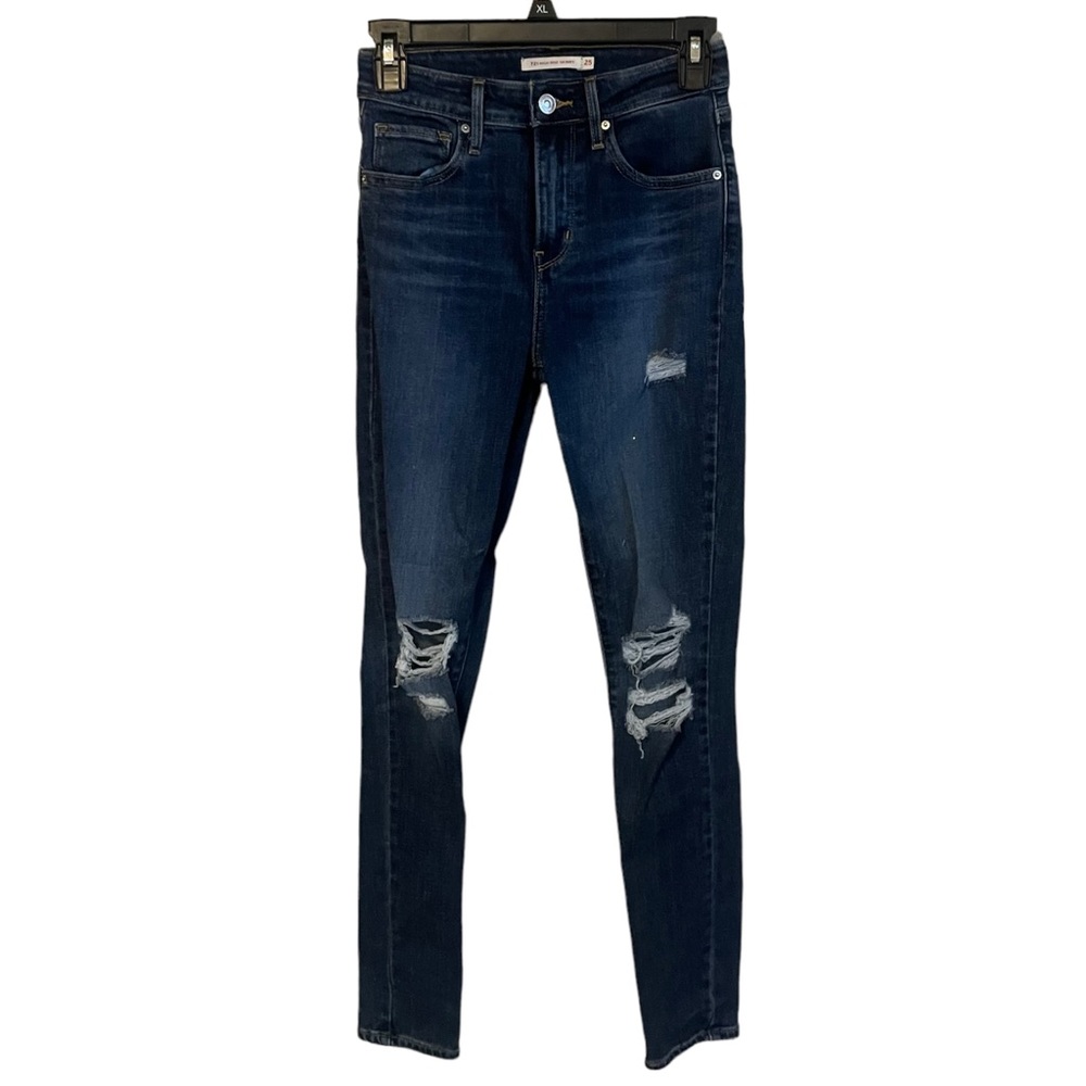 Levi jeans